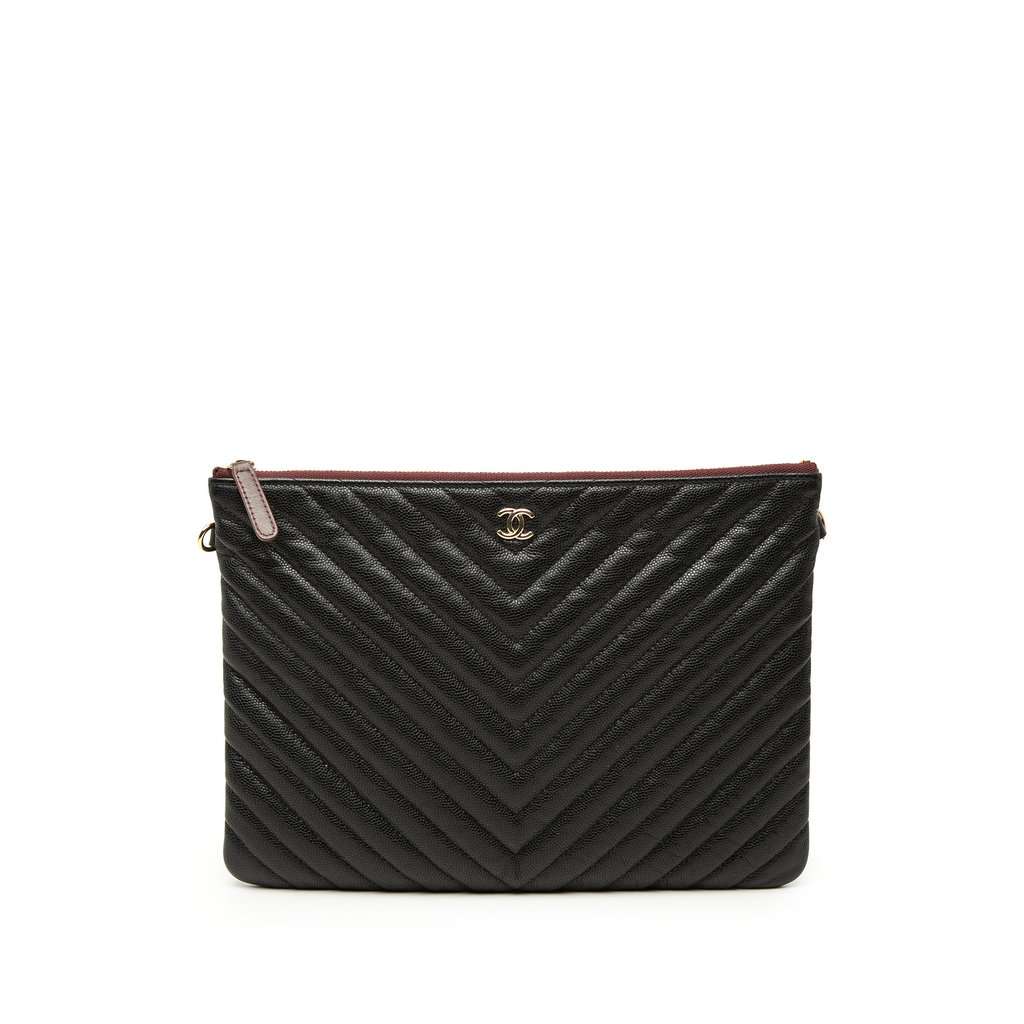 Chanel Medium CC Chevron Caviar O Case Clutch Black Leather Very good condition - Front View