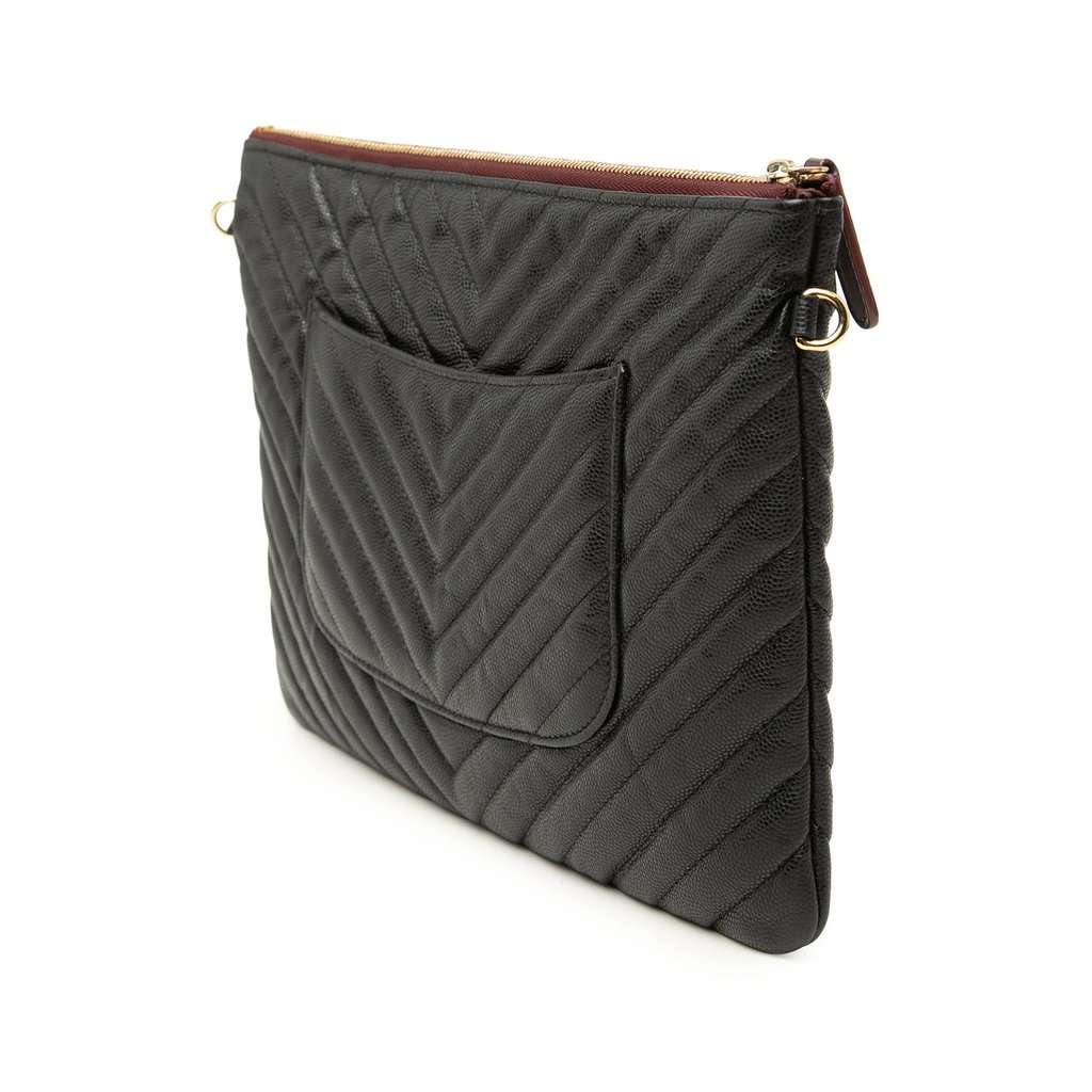 Chanel Medium CC Chevron Caviar O Case Clutch Black Leather Very good condition - Back View