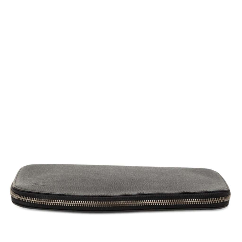Louis Vuitton Taiga Atoll Organizer Black Leather Very good - Inside View