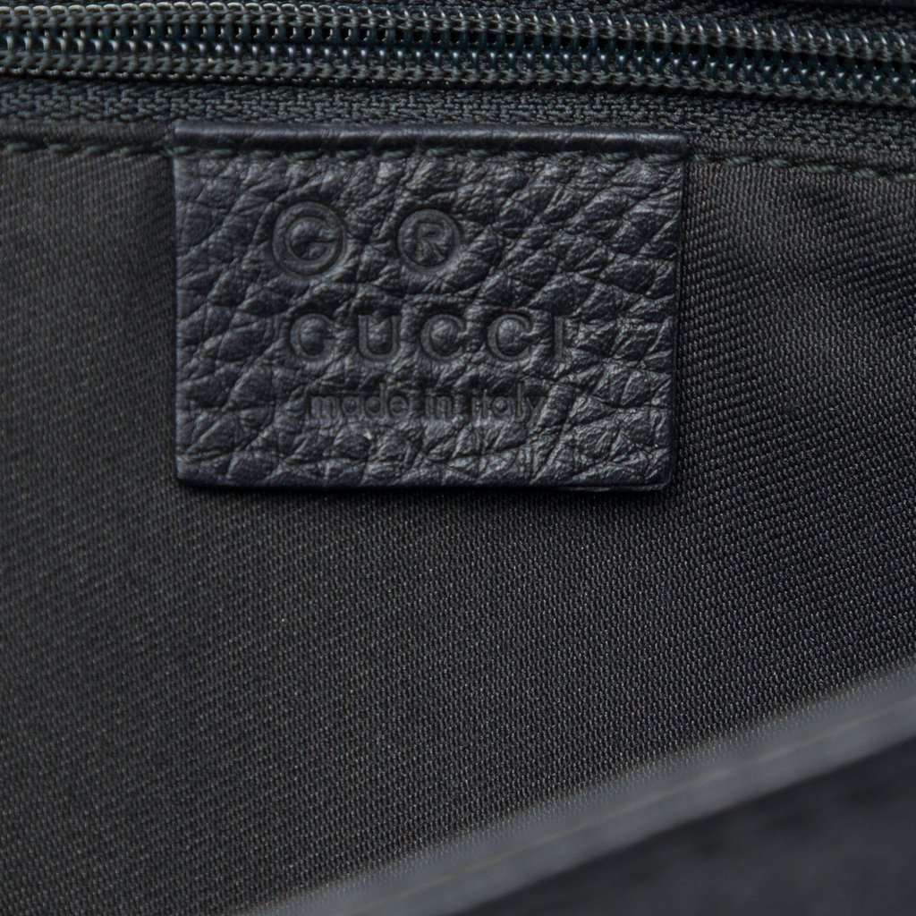 Gucci GG Nylon Shoulder Bag Black Very good condition - Box View
