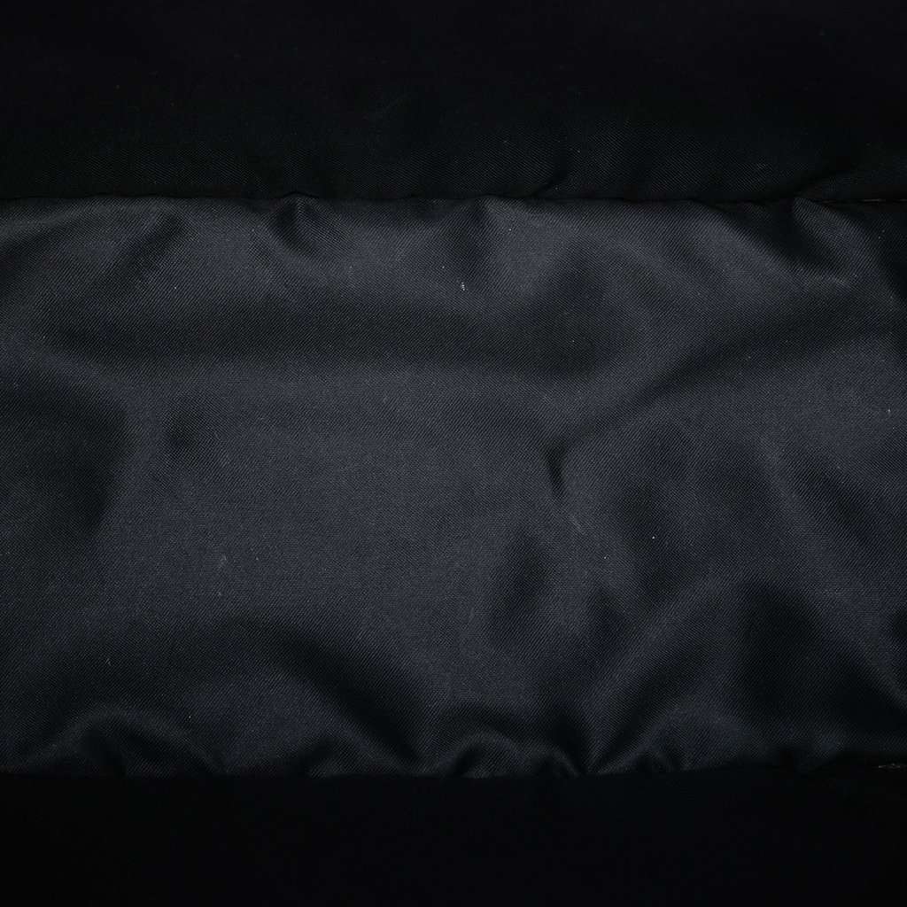 Gucci GG Canvas Tote Black Very good condition - Model View