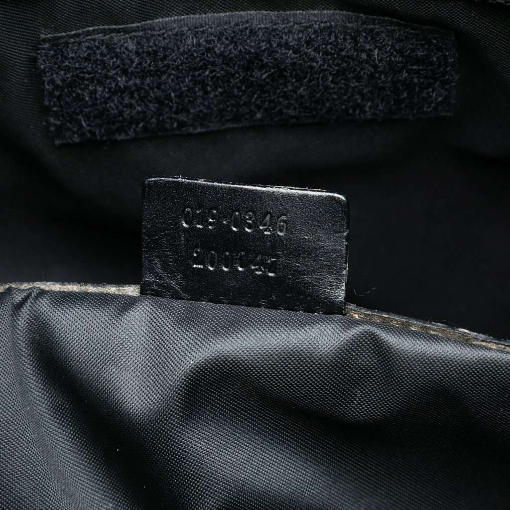 Gucci GG Canvas Tote Black Very good condition - Box View