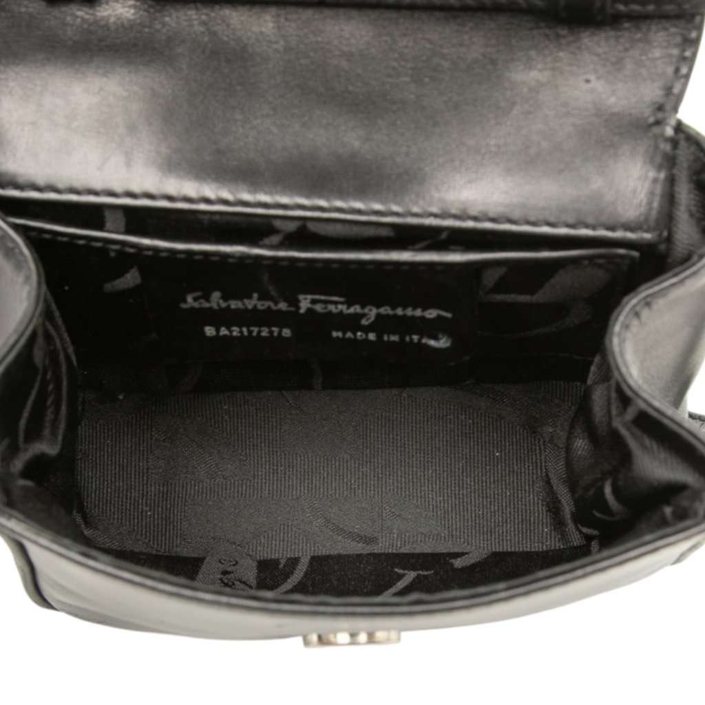 Ferragamo Mini Leather Vara Crossbody Black Leather Very good condition - Model View