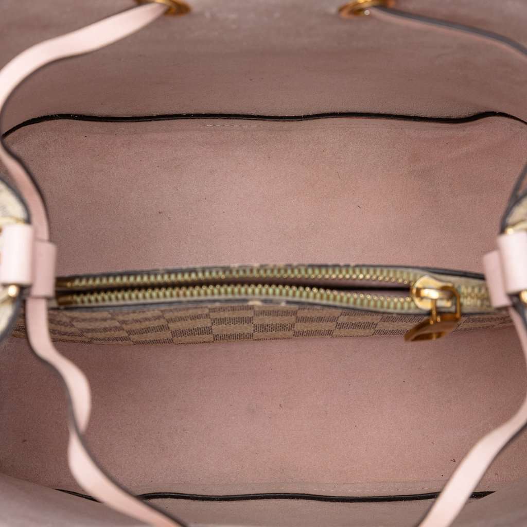 Louis Vuitton Damier Azur Neonoe MM White Good - Model View