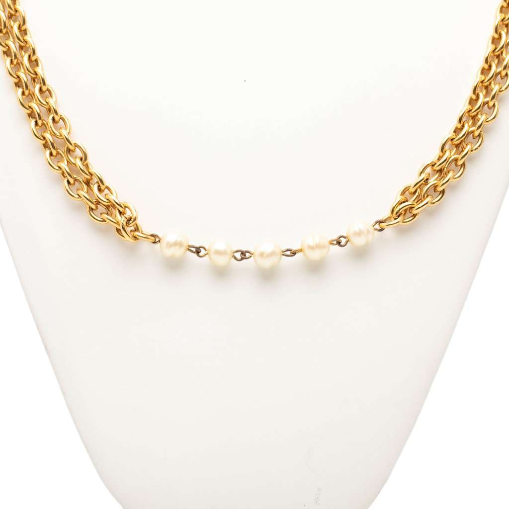 Chanel Gold Plated Faux Pearl Multistrand Pendant Necklace Gold Metal Very good - Model View