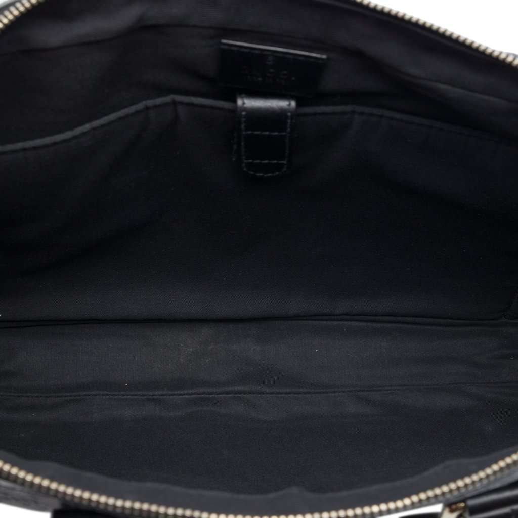 Gucci Medium Diamante Calfskin Bright Business Bag Black Leather Very good - Model View