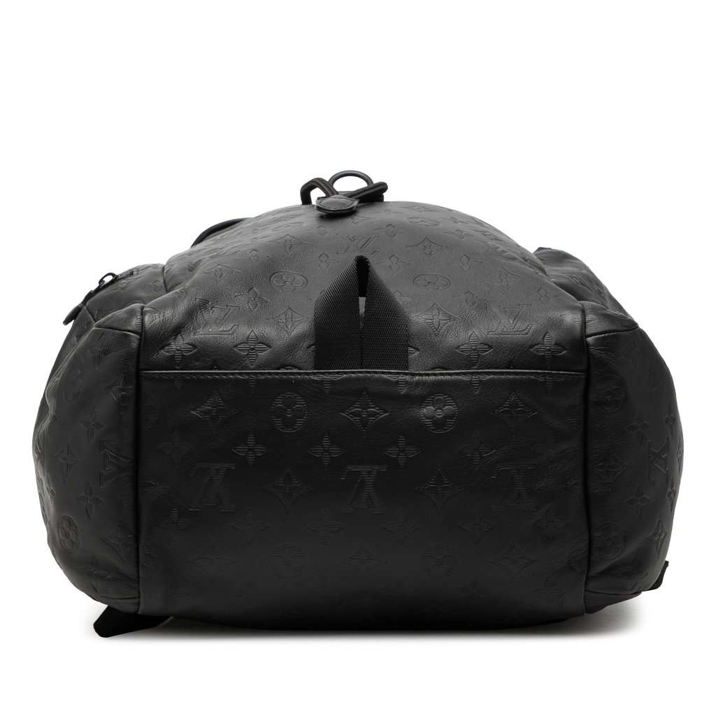 Louis Vuitton Monogram Shadow Discovery Backpack Black Leather Very good condition - Inside View
