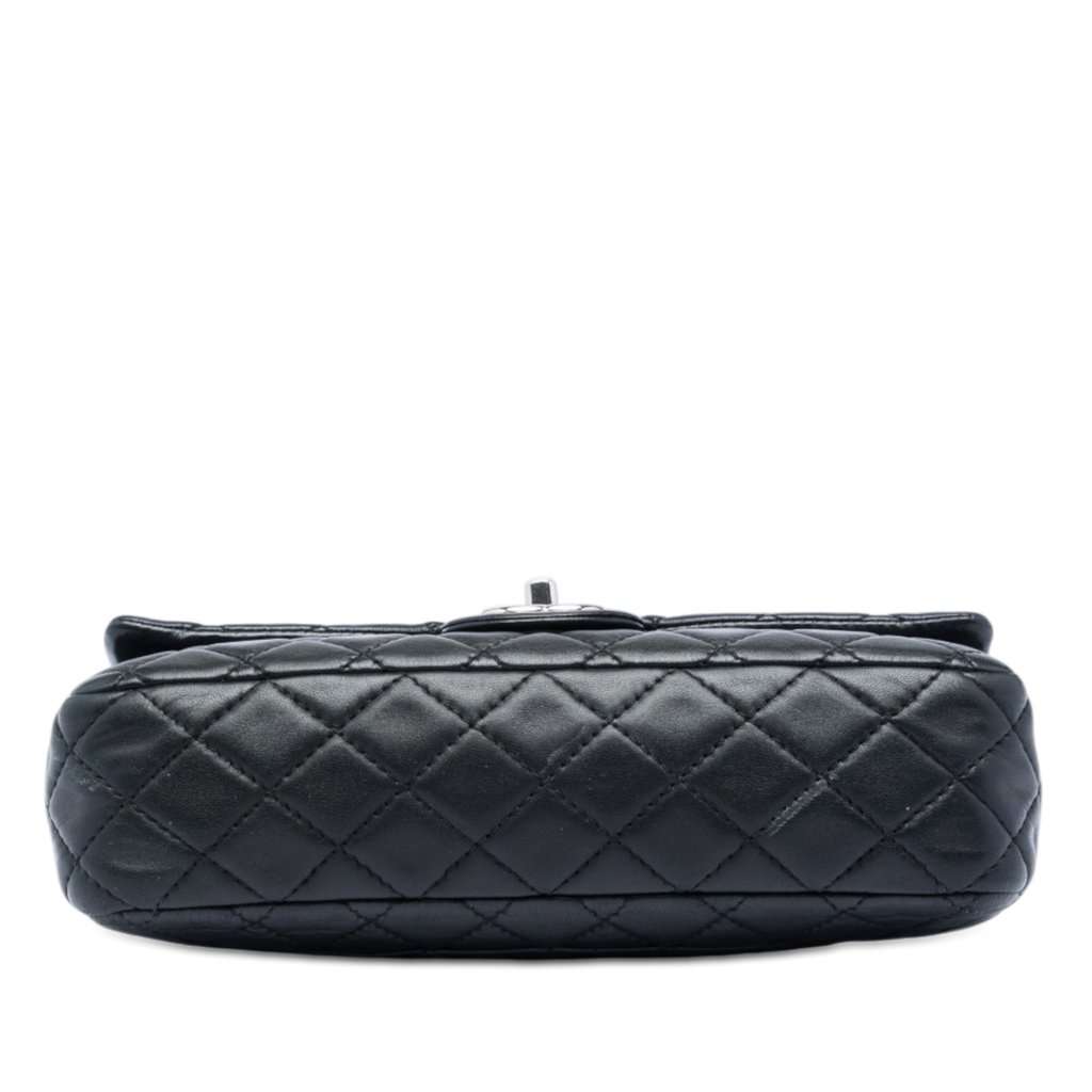Chanel Medium Classic Lambskin Double Flap Black Leather Very good - Inside View