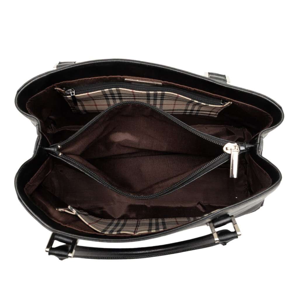 Burberry Calfskin Handbag Black Leather Very good - Model View