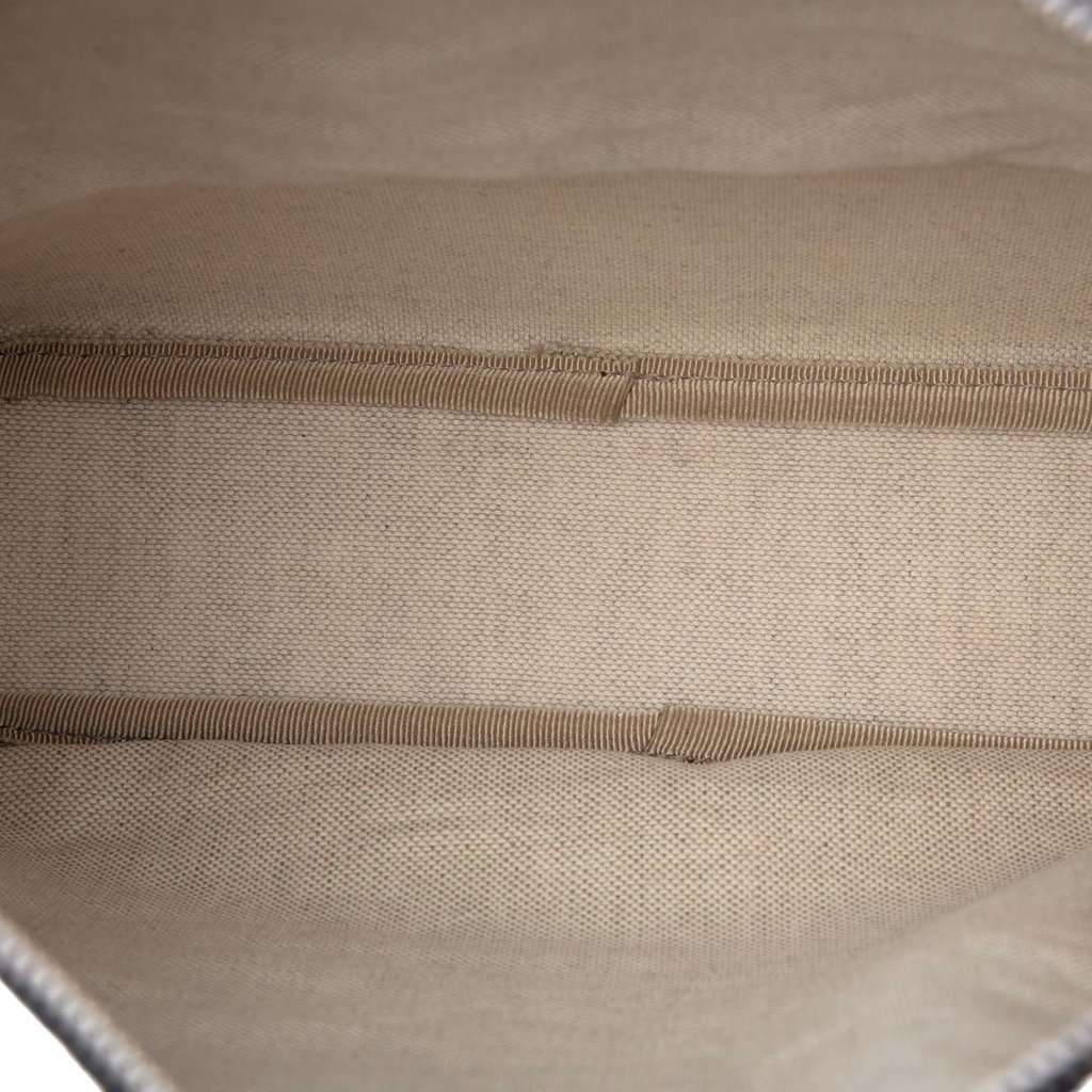 Gucci GG Supreme Crossbody Beige Very good condition - Model View