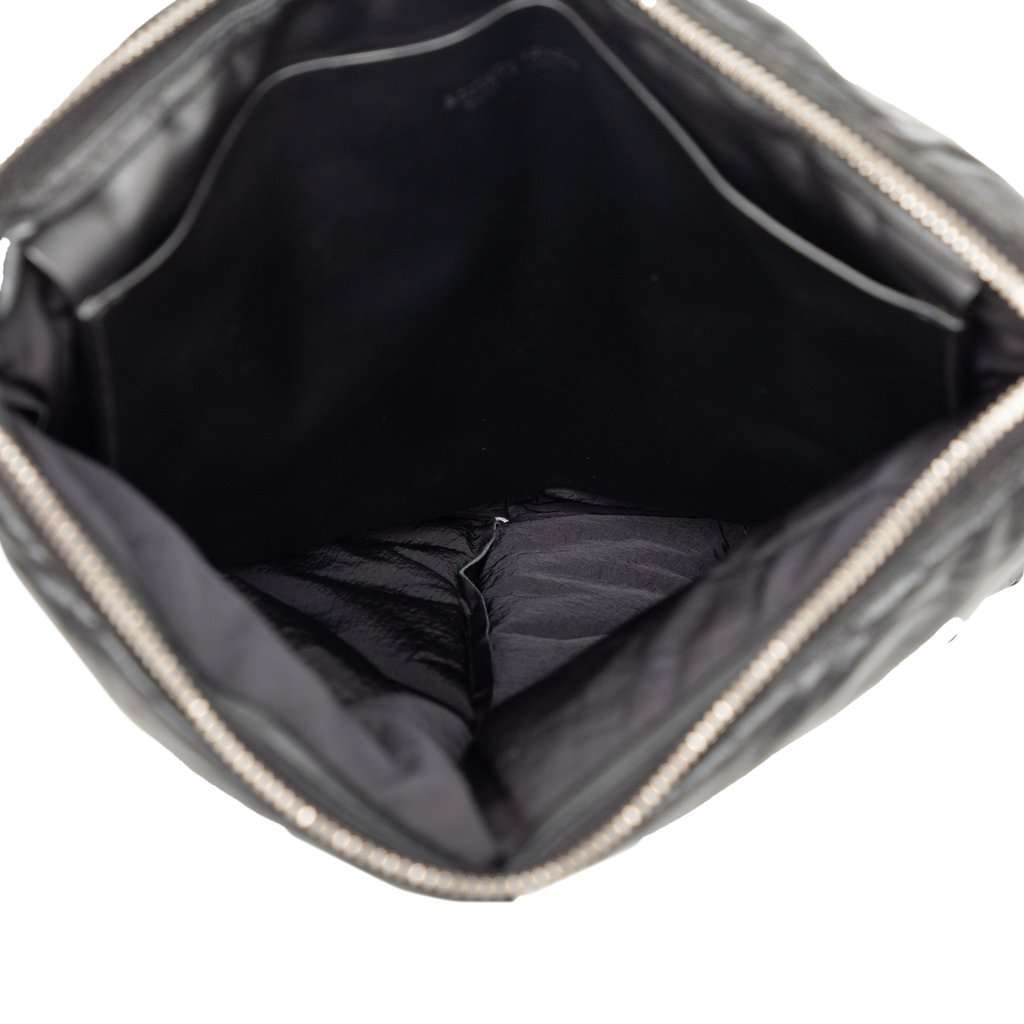 Bottega Veneta Nappa Intrecciato Padded Square Wristlet Pouch Black Leather Very good condition - Model View