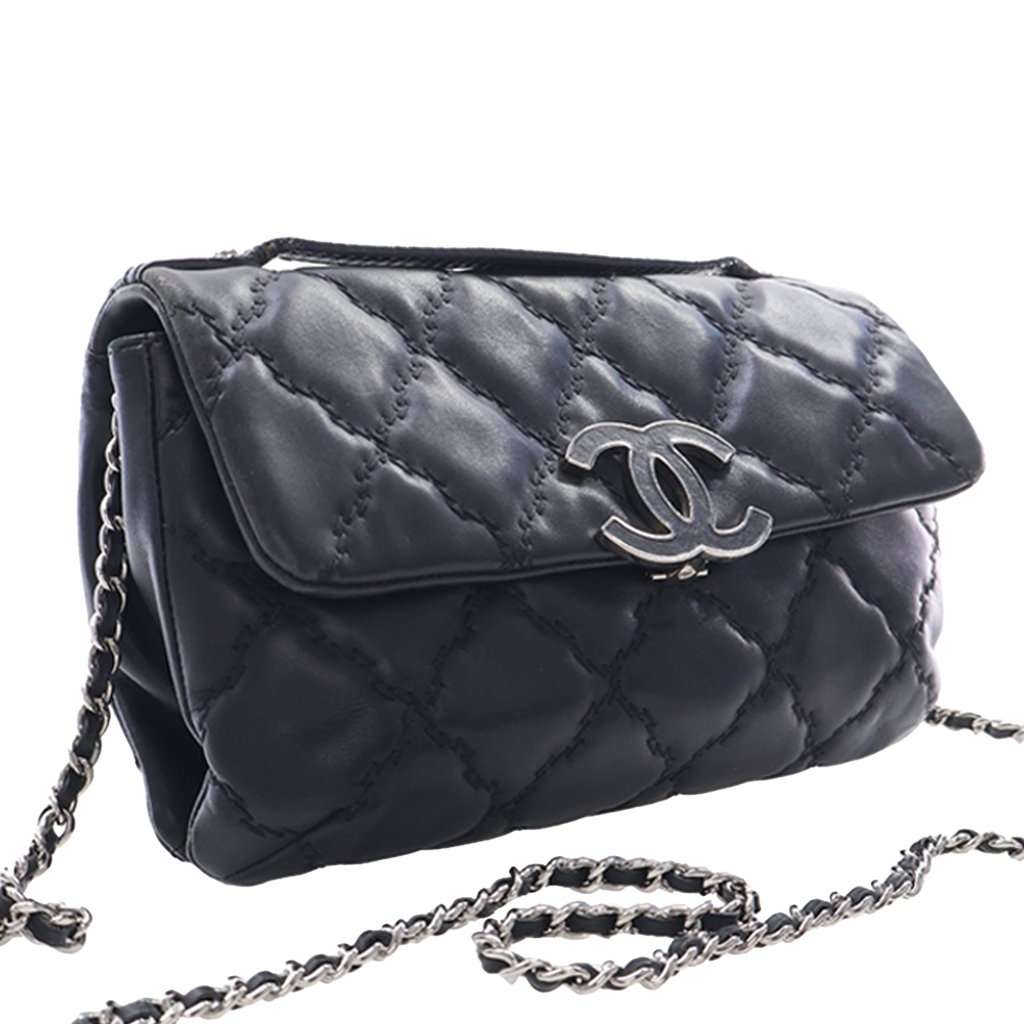 Chanel Mini Lambskin Double Stitch Hamptons Flap Black Leather Very good condition - Inside View