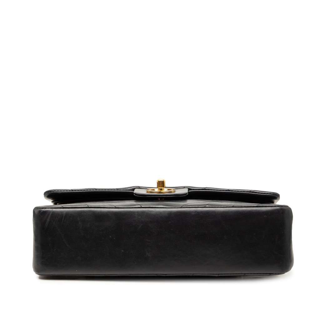 Chanel Medium Classic Chevron Lambskin Double Flap Black Leather Very good - Inside View