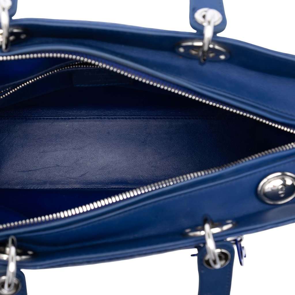 Dior Large Ultra Matte Calfskin Cannage Embossed Lady Dior Blue Leather Very good condition - Model View
