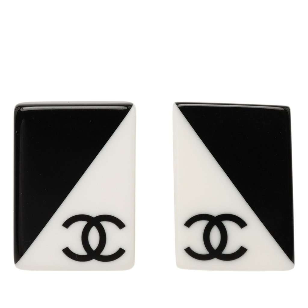 Chanel CC Bicolor Acrylic Rectangular Clip On Earrings Black Plastic Very good condition - Front View