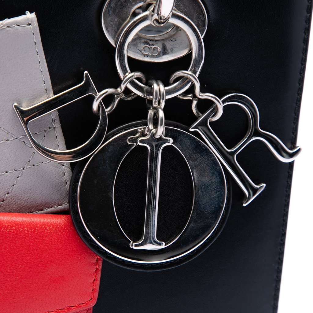 Dior Medium Calfskin Pockets Lady Dior Black Leather Very good condition - Box View