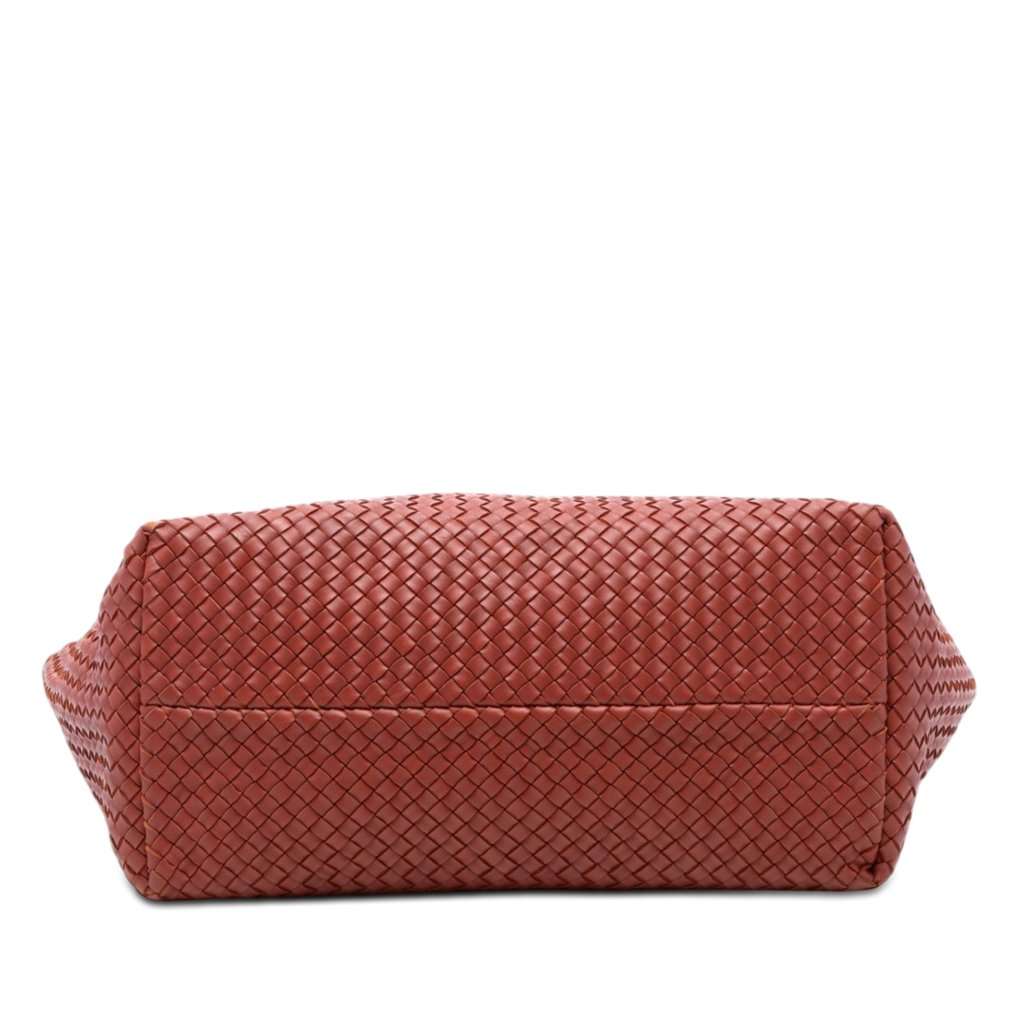 Bottega Veneta Large Lambskin Intreccio Cabat Tote Red Leather Very good condition - Inside View