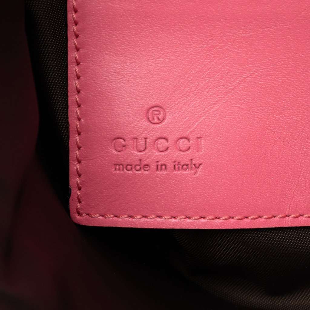 Gucci Guccissima Chain Pochette Pink Leather Never worn, with tag - Box View