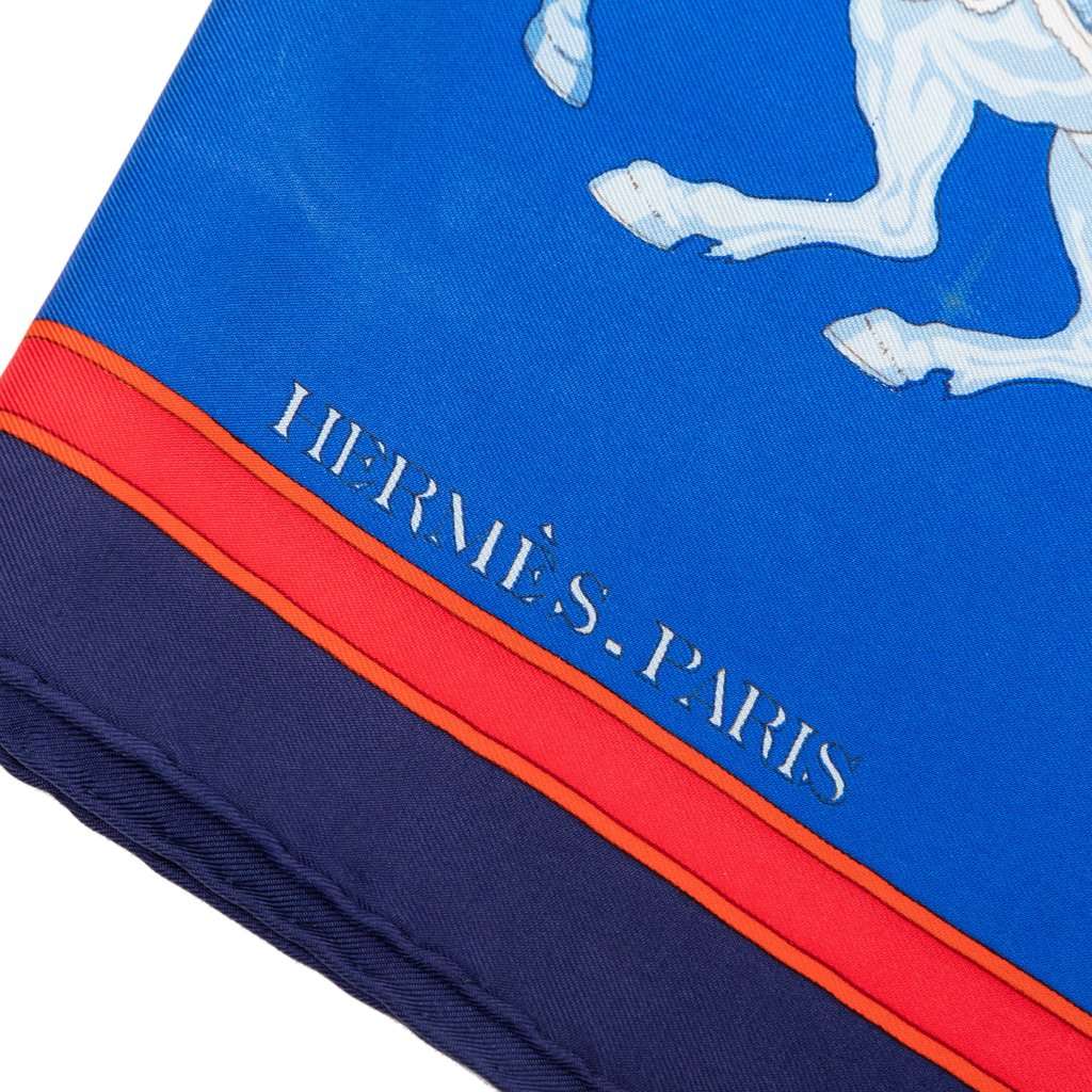 Hermès Carrousel Silk Scarf 90 Blue Very good condition - Inside View