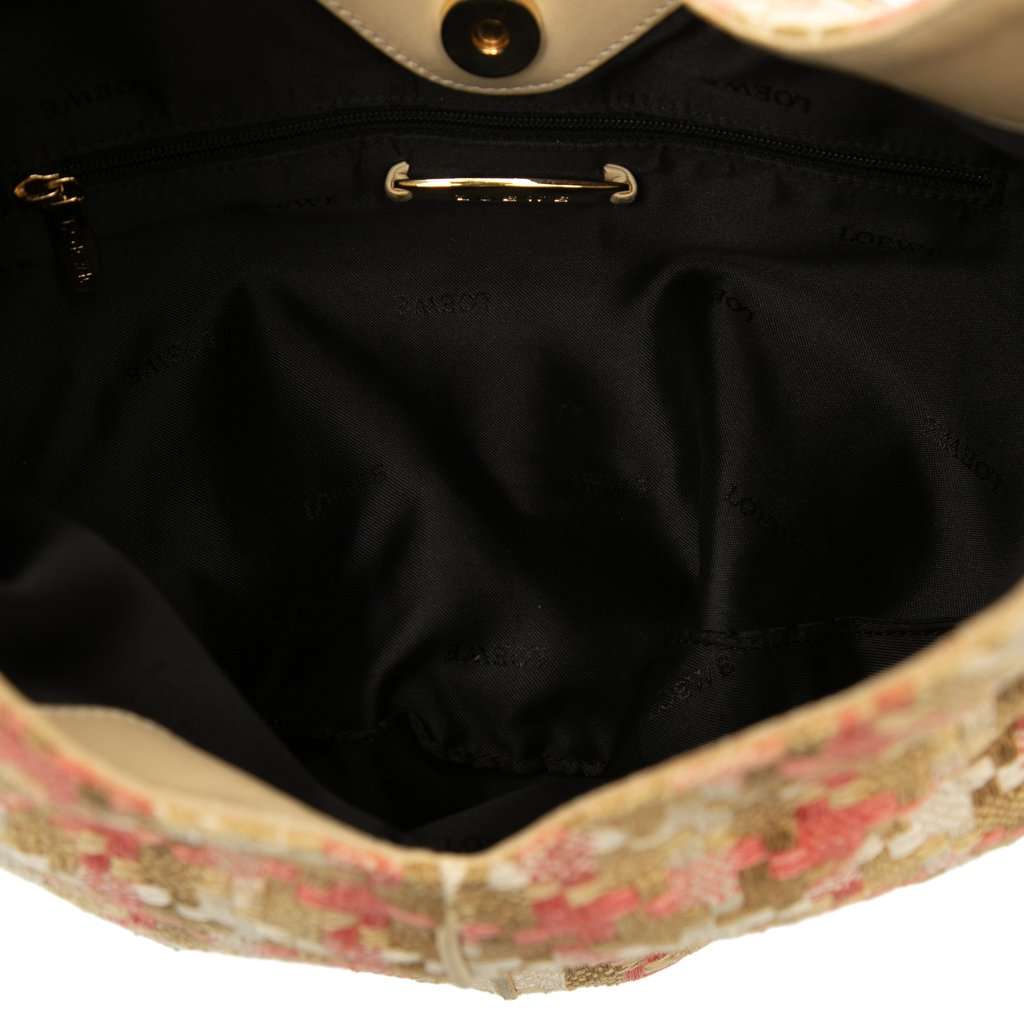 LOEWE Tweed Houndstooth Hobo Beige Very good condition - Model View