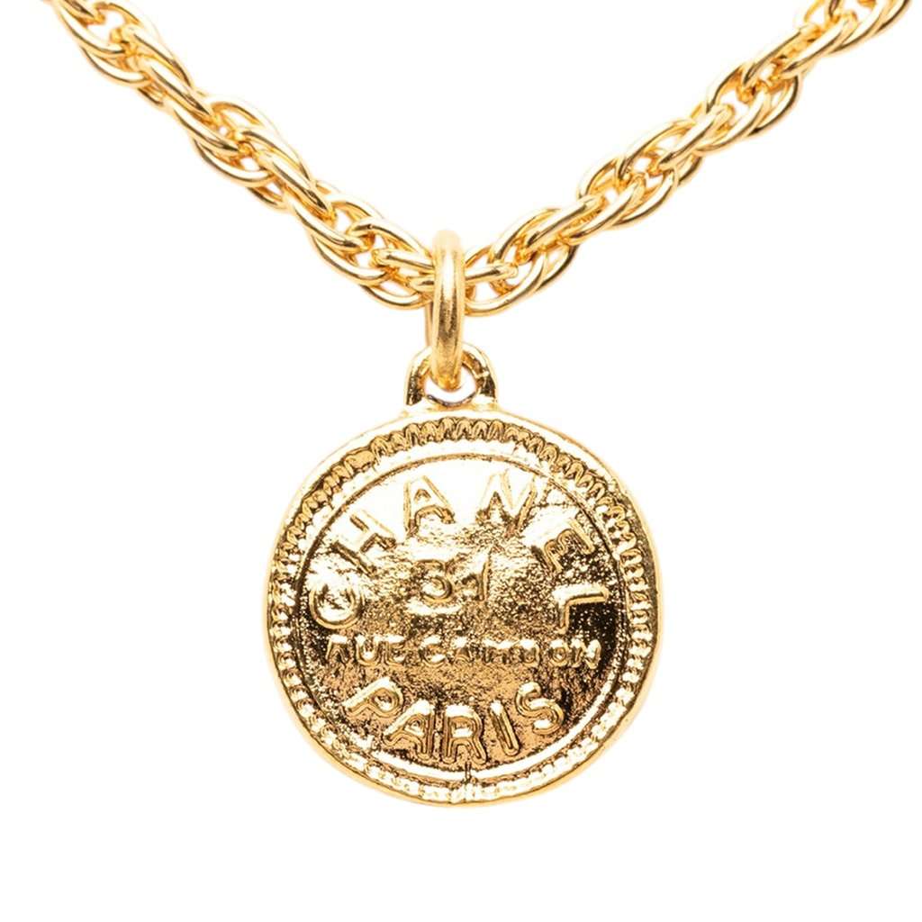 Chanel CC Gold Plated Rue Cambon Medallion Pendant Necklace Gold Metal Very good condition - Inside View