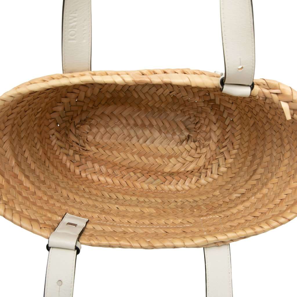 LOEWE Small Raffia Anagram Basket Tote Beige Very good condition - Model View