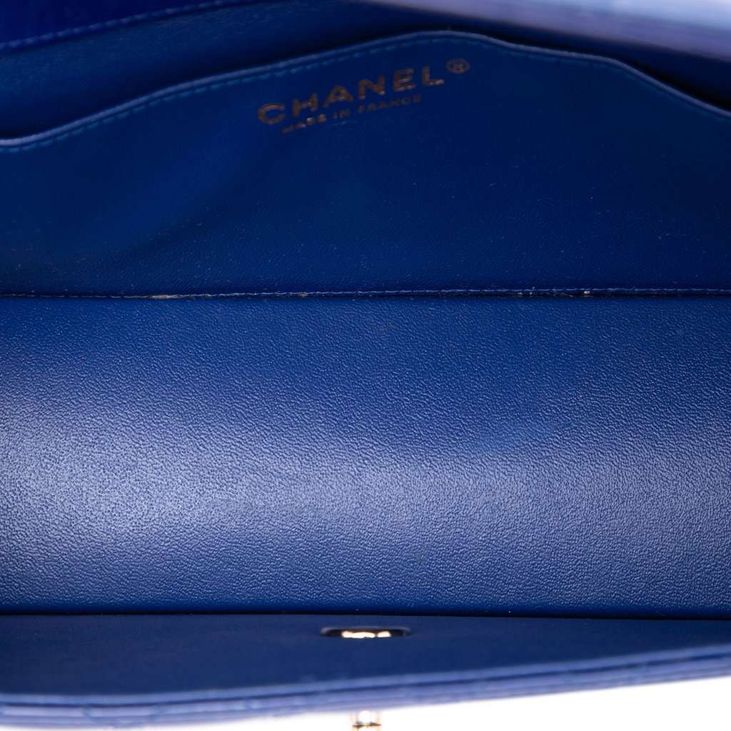 Chanel CC Quilted Lambskin Long Flap Blue Leather Good condition - Model View