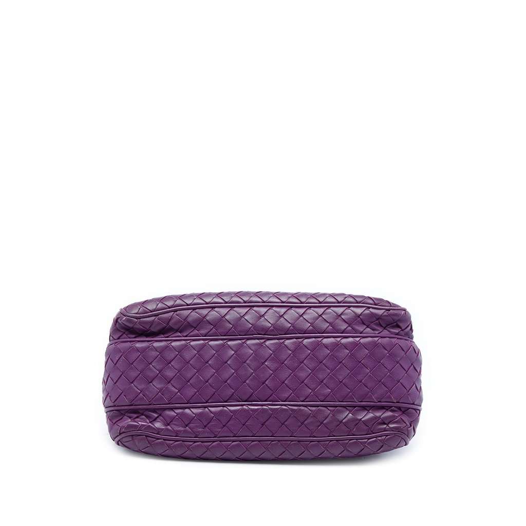 Bottega Veneta Nappa Intrecciato Camera Bag Purple Leather Very good - Inside View