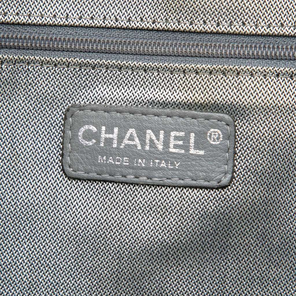 Chanel Large Lambskin Vertical Quilted Mademoiselle Tote Black Leather Very good condition - Box View
