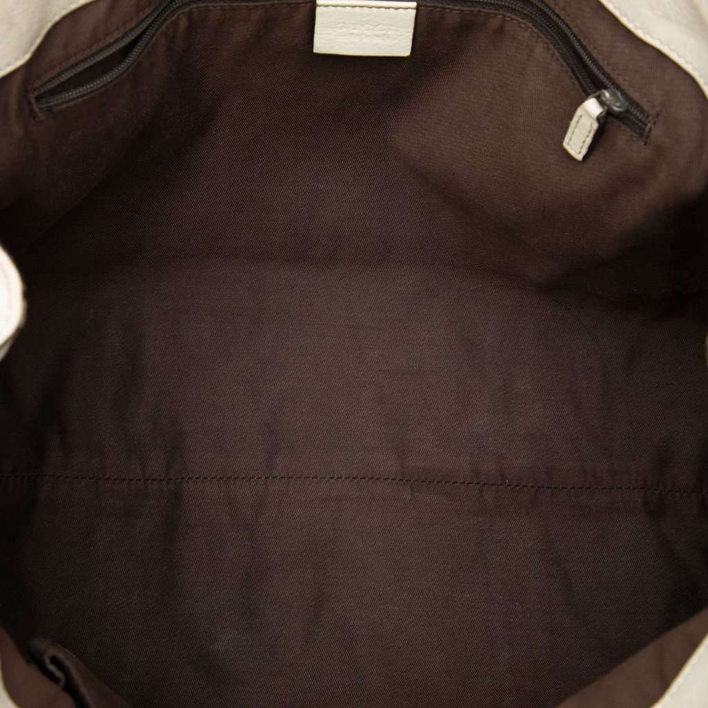 Gucci GG Canvas Web New Ladies Tote Beige Very good condition - Model View