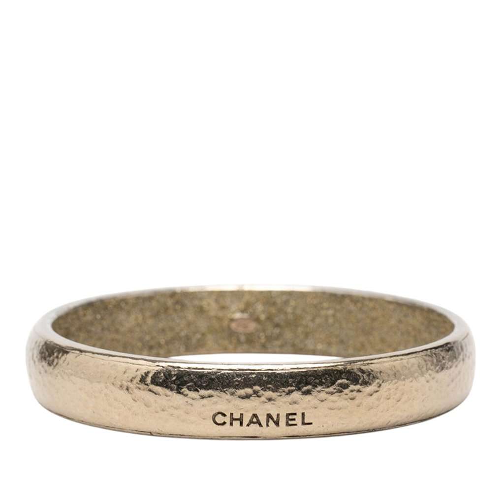 Chanel Gold Plated Logo Bangle Gold Metal Very good - Front View