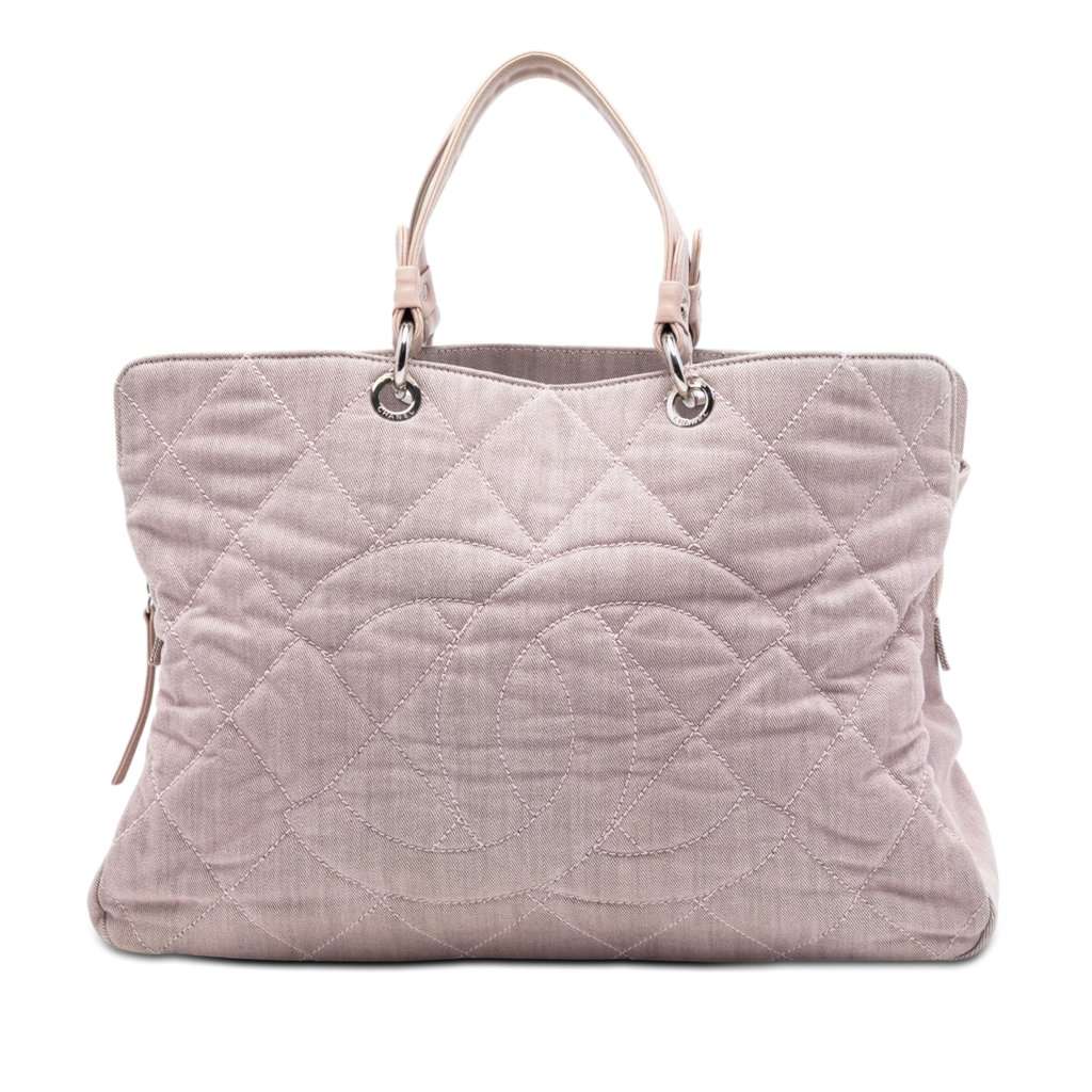 Chanel Large CC Quilted Denim Tote Pink Very good condition - Front View