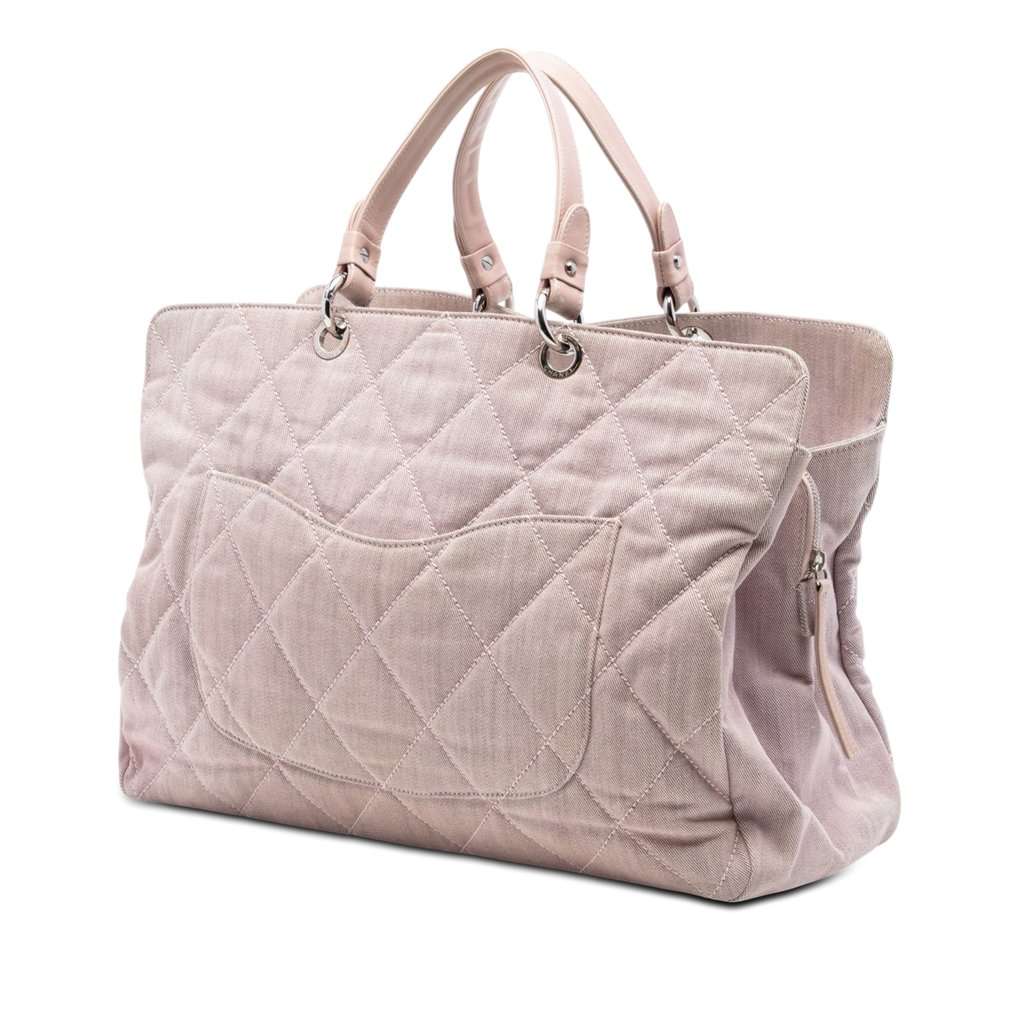 Chanel Large CC Quilted Denim Tote Pink Very good condition - Back View