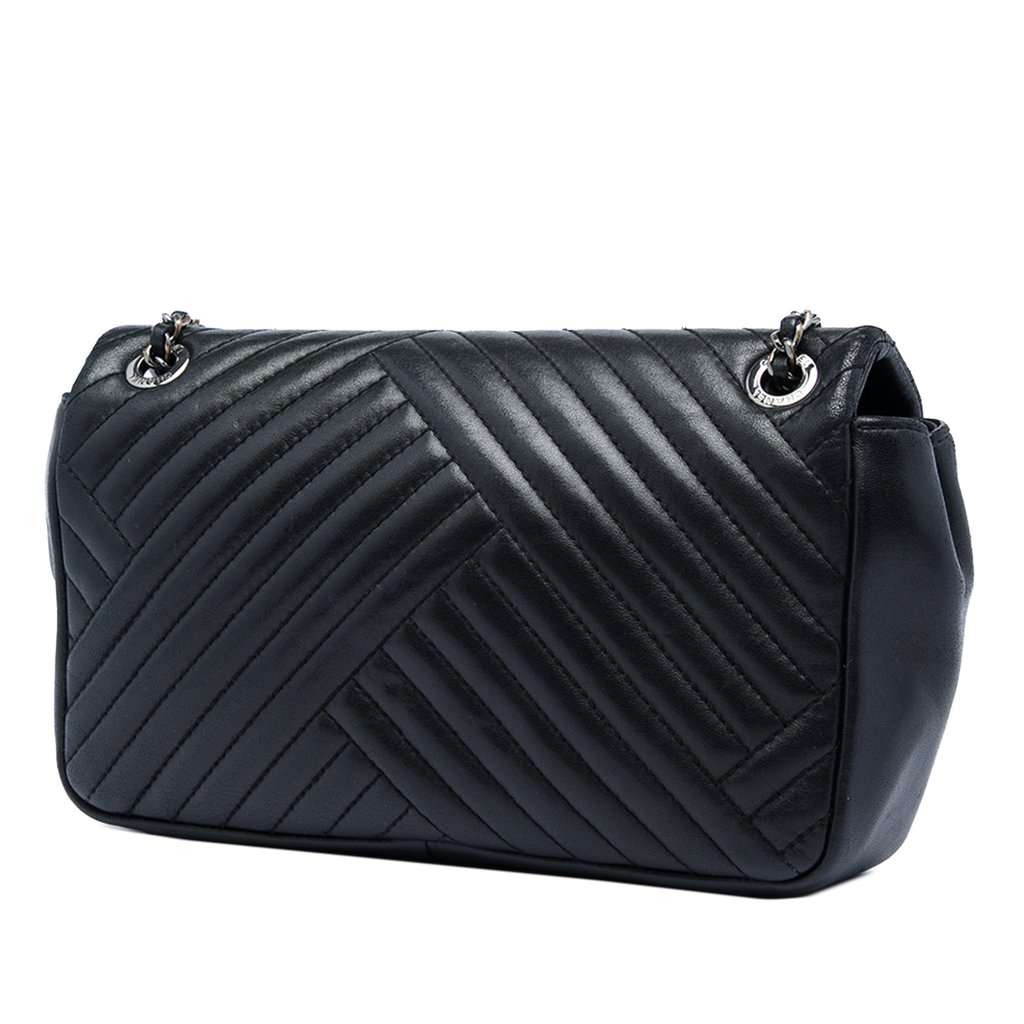 Chanel Small Lambskin CC Crossing Flap Black Leather Very good condition - Back View