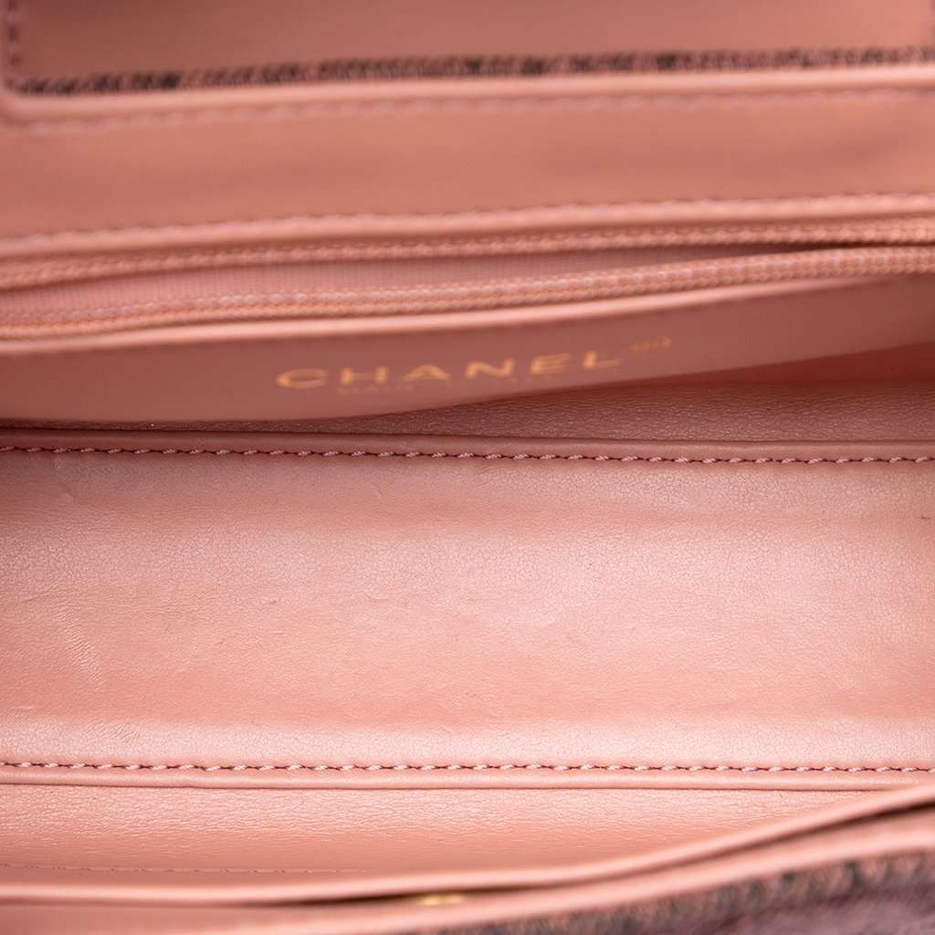 Chanel Nano Washed Denim Kelly Shopper Bag Pink Very good condition - Model View