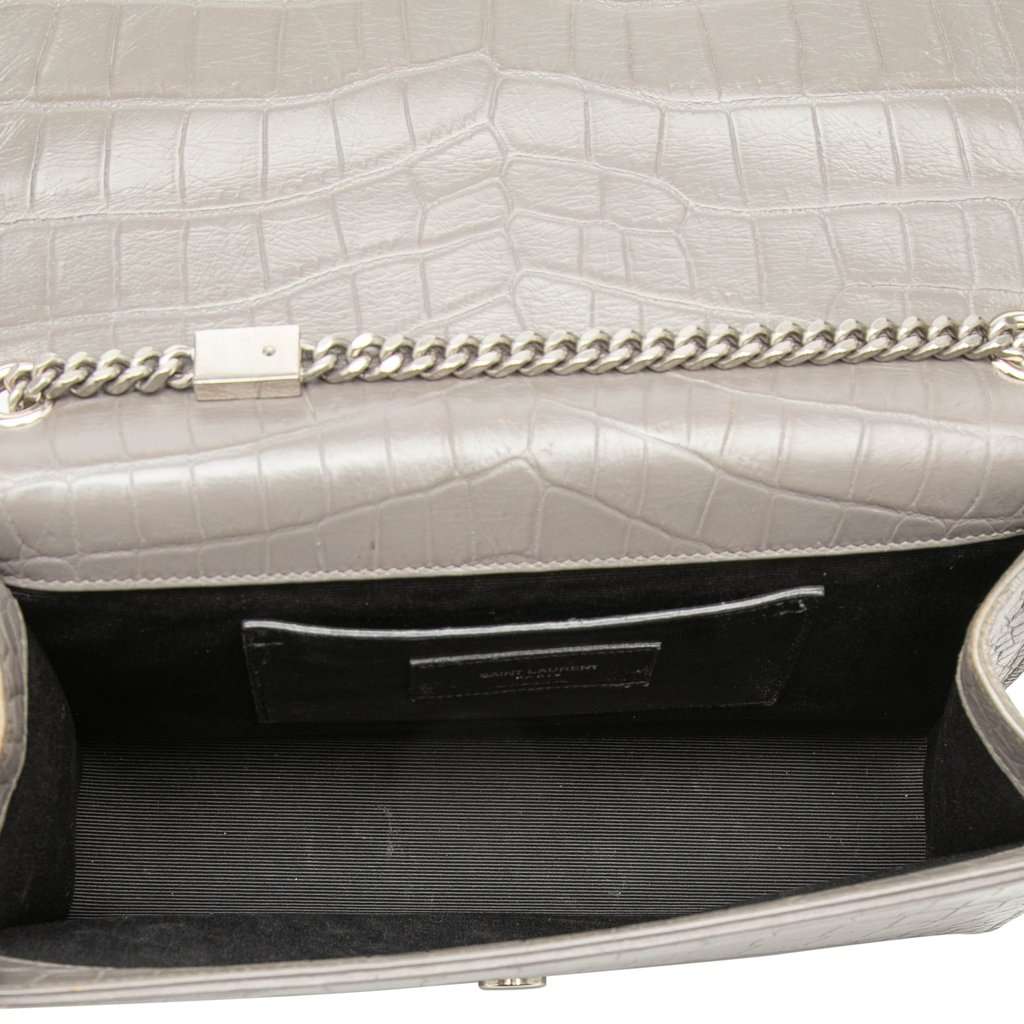 Saint Laurent Medium Croc Embossed Leather Monogram Kate Tassel Crossbody Green Leather Good condition - Model View