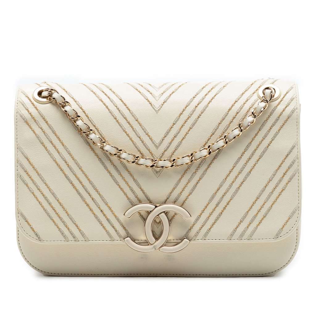 Chanel Large Chevron Sheepskin Subtle Flap White Leather Very good condition - Front View