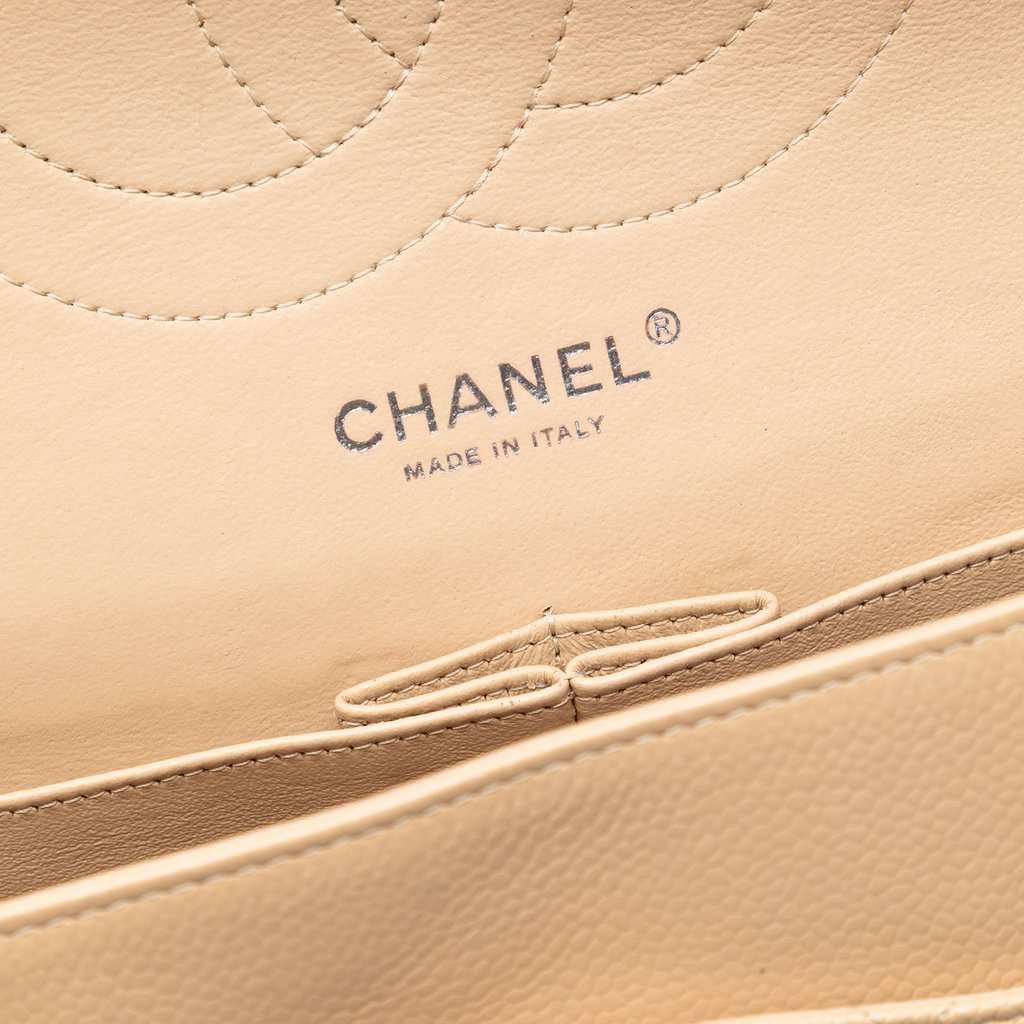 Chanel Jumbo Classic Caviar Double Flap Beige Leather Very good condition - Box View