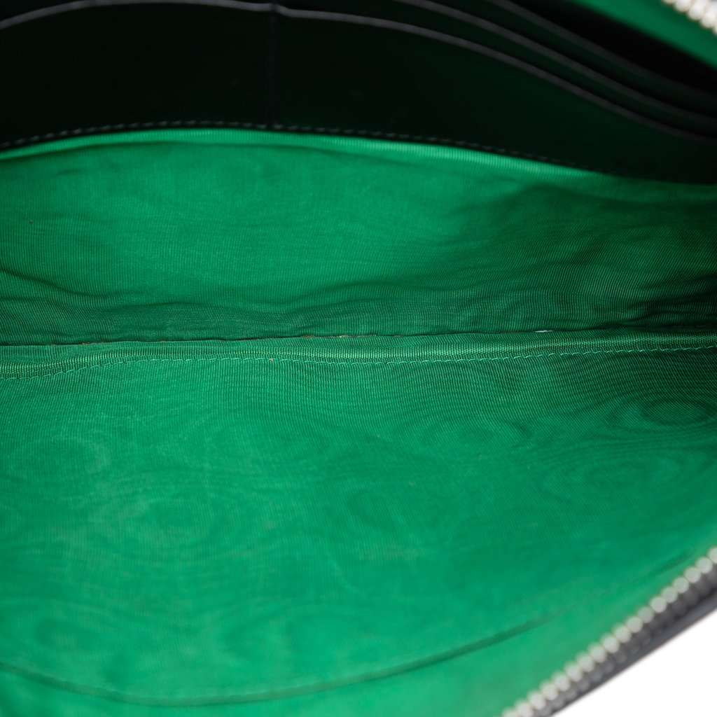 Gucci Quilted Leather G Rhombus Zip Clutch Black Leather Very good condition - Model View