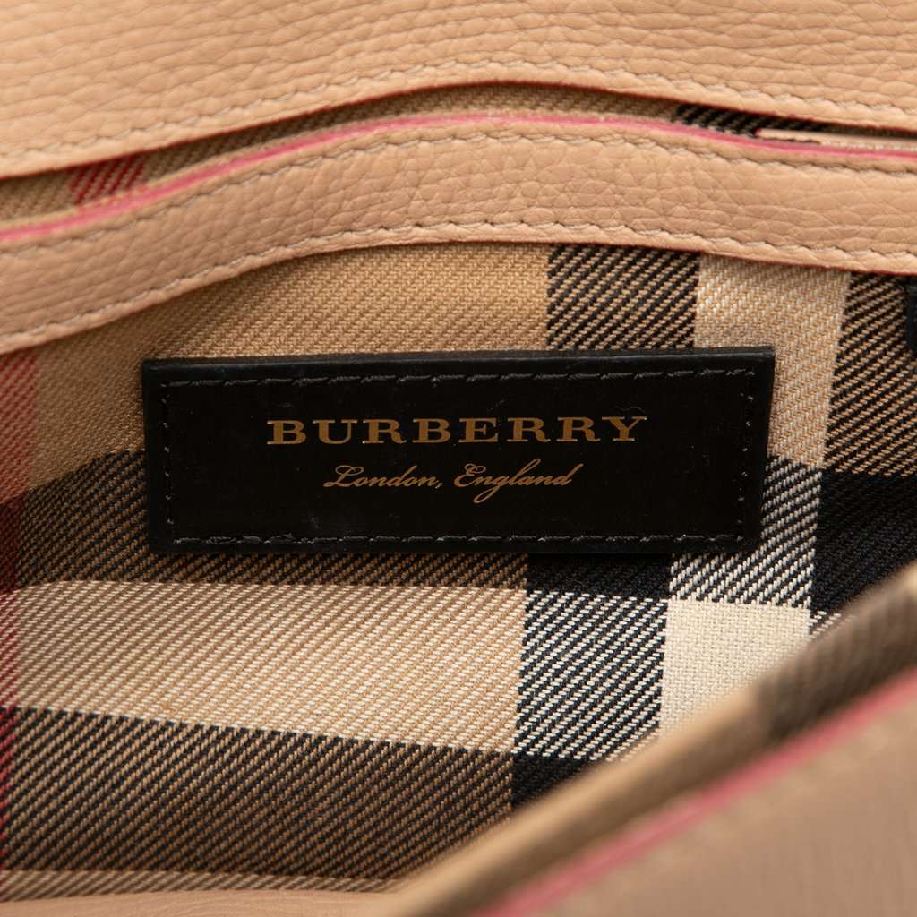 Burberry Leather Macken Crossbody Brown Leather Very good - Box View