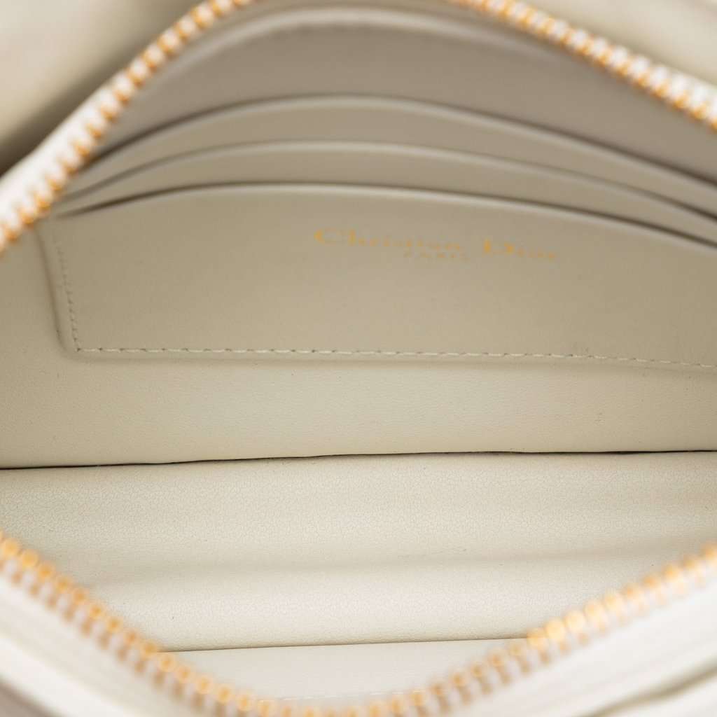 Dior Supple Cannage Calfskin Caro Every Dior Pouch White Leather Very good condition - Model View