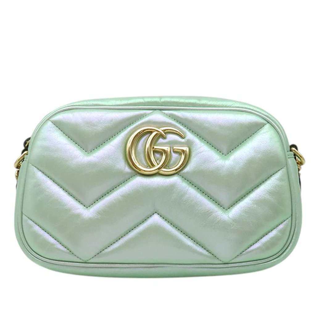 Gucci Small GG Marmont Matelasse Iridescent Nappa Crossbody Green Leather Very good condition - Front View