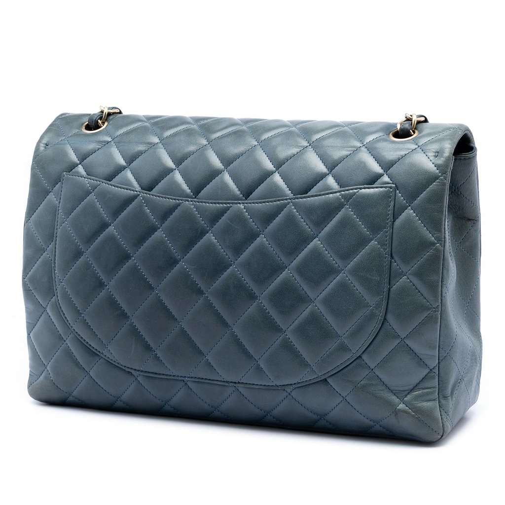 Chanel Maxi Classic Lambskin Single Flap Blue Leather Very good condition - Back View