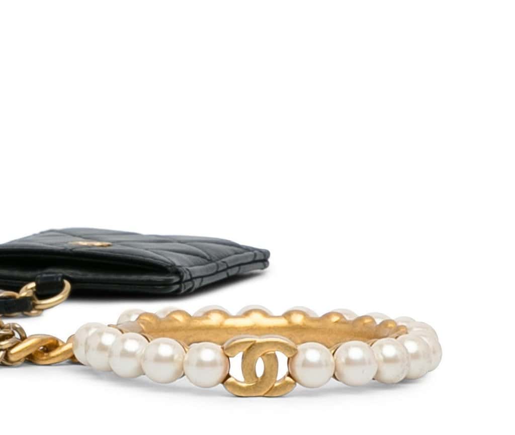Chanel Chanel 2021 Pearl Crown Cc Wristlet Multi Pouches Clutch Bag Pre-Owned Black Leather Good condition - Inside View