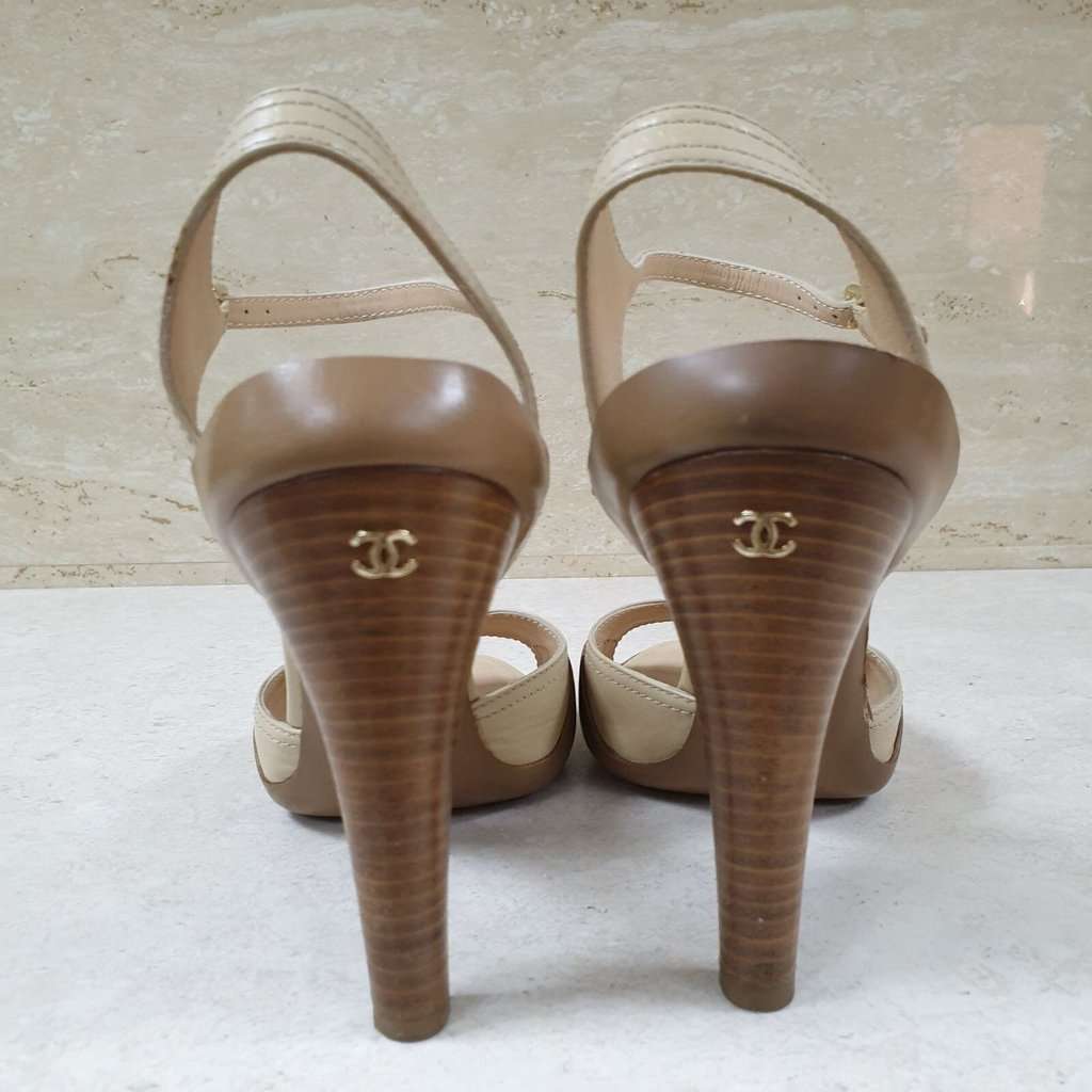 Chanel Chanel Beige Brown Slingback Sandal sz.40 Pre-Owned Brown Good condition - Inside View