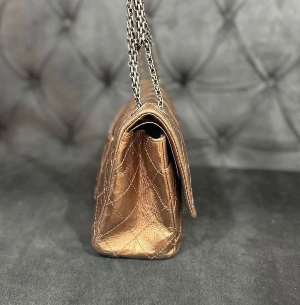 CHANEL Chanel Chanel Bronze Aged Calfskin Reissue Double Flap Classic Bag Pre-Owned Silver Leather Good condition - Inside View
