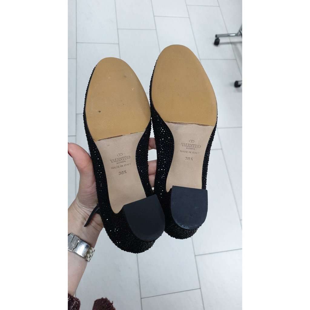 Valentino Valentino Garavani D’Orsay Black Suede Rhinstone Pumps Heels Sz.38.5 Pre owned Black Suede Good condition - Model View