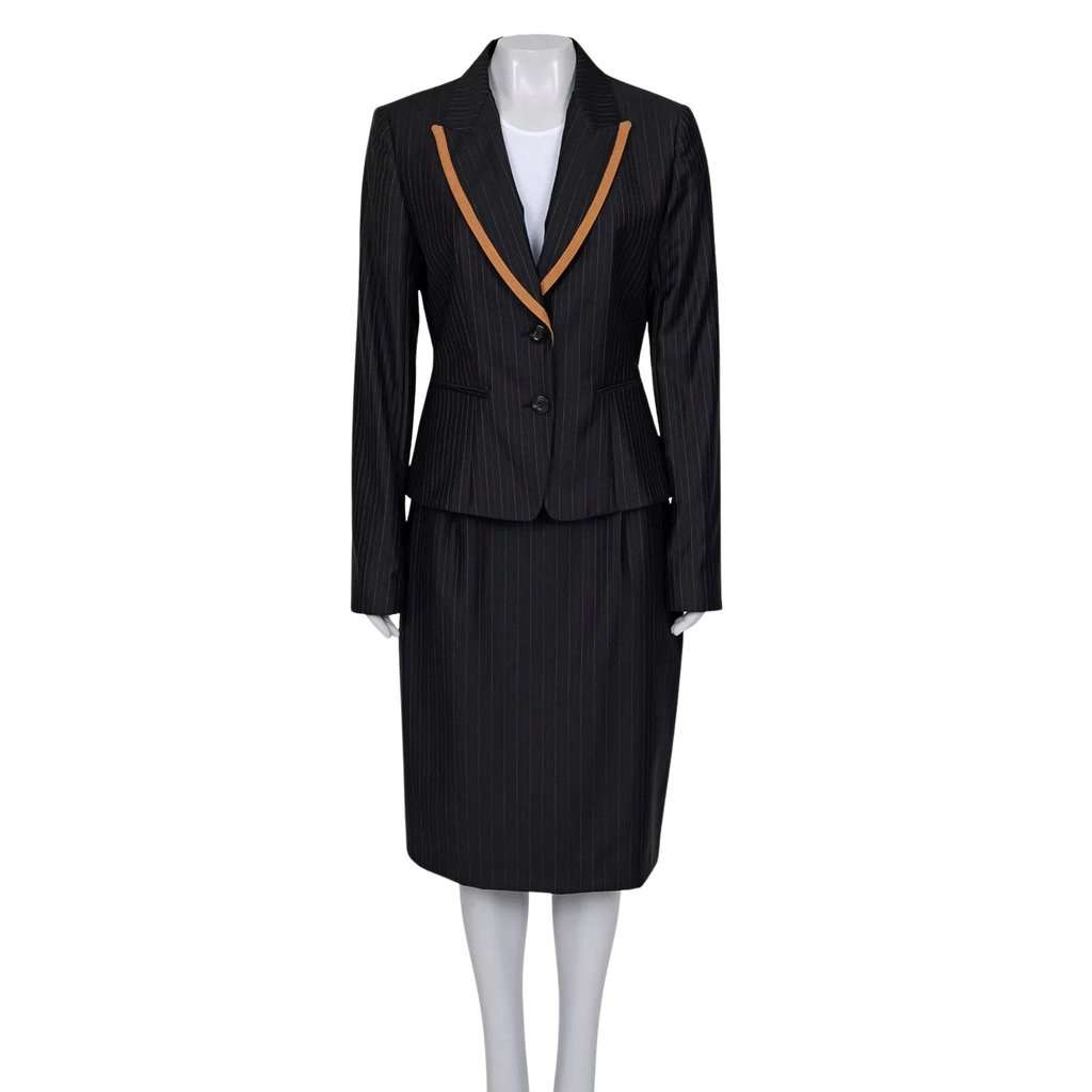 Christian Dior Christian Dior Black Wool Pinstripe Suit Sz. EU 42 / XXLPre-owned Black Wool Good condition - Front View