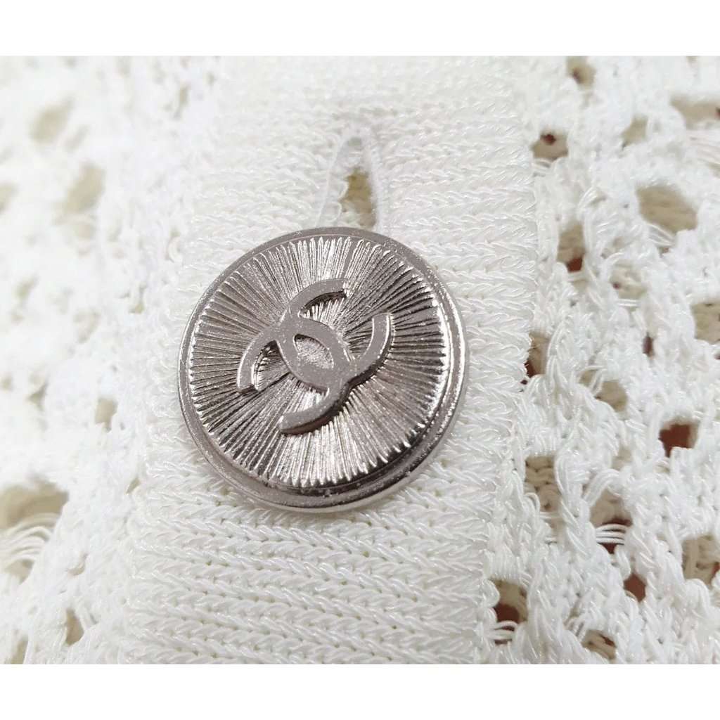 Chanel Chanel White Crochet Cotton Cardigan Button-Up Sz. 44 Pre-owned White Cotton Good condition - Inside View