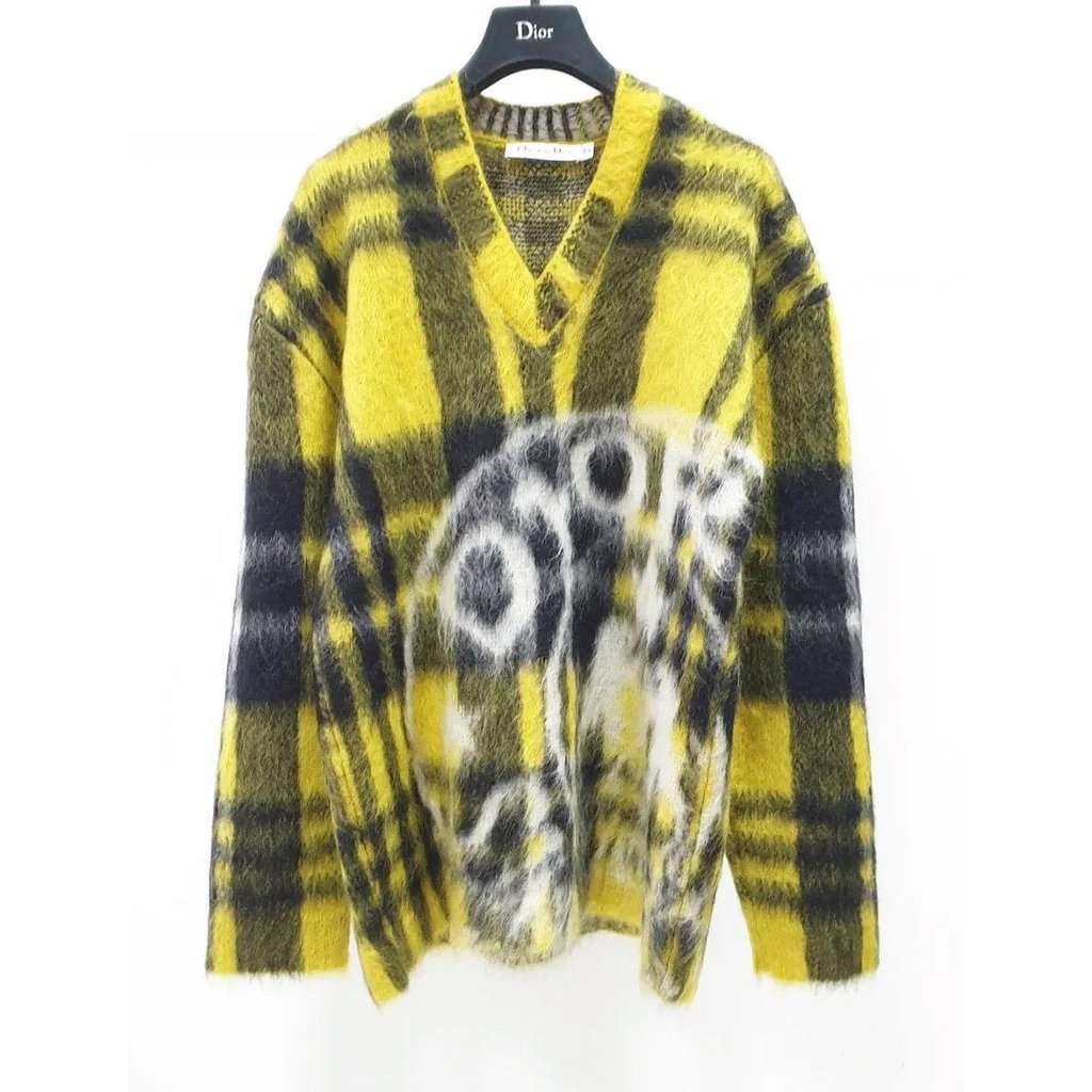 Christian Dior Christian Dior 2022 Runway Plaid Mohair Sweater - Sz 36 Pre-owned Red Good condition - Front View